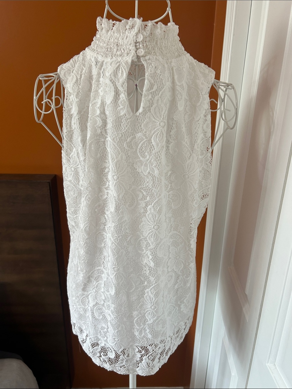 Cable & Gauge Lace Mock Neck Sleeveless Top Size M – Romantic Cottagecore Blouse - Picture 4 of 10
